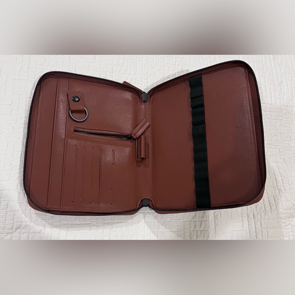 MONOS :: FOLIO KIT - Picture 4 of 15